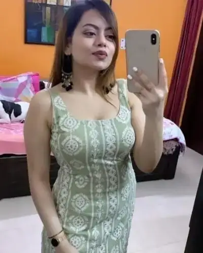 Call Girl in Maynaguri